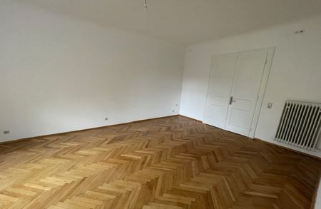 Graz-Geidorf: 3-Zimmer-Terrassenwohnung mit Lift und Parkplatz! - Photo 2