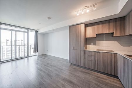 For Lease - 11 Wellesley Street Unit# 2806, Toronto, Ontario - Photo 3