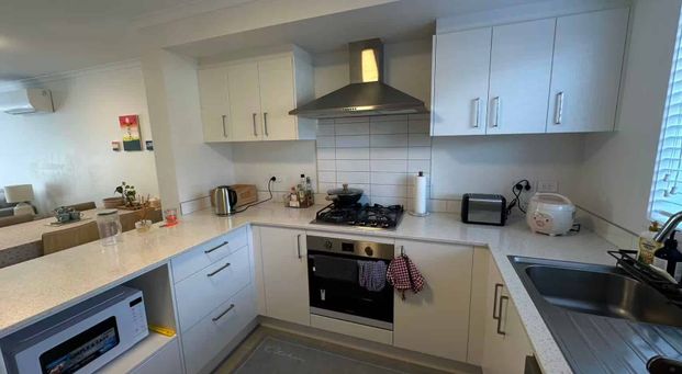 Westgate, 2 bedrooms - Photo 1