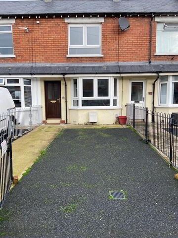 30 York Crescent, BT153RA, Belfast - Photo 3