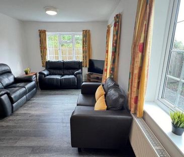 5 bedroom house to rent - Photo 2