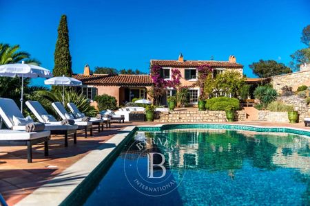 GOLFE DE SAINT-TROPEZ - LA CROIX VALMER - VILLA 6 CHAMBRES - PISCINE - Photo 2