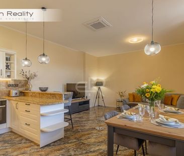 Nadštandardný 2-izbový apartmán v centre Prešova – kompletne zariad... - Fotografia 1