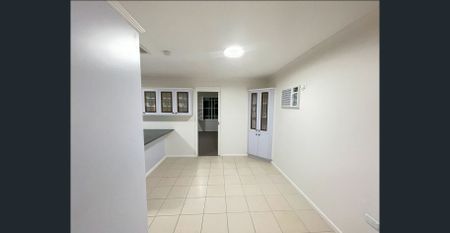 Bright Facing Home – Great Location - Photo 2