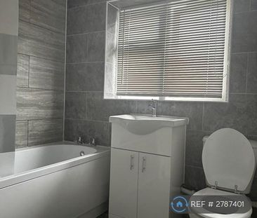 1 bedroom in a house share to rent - Photo 6