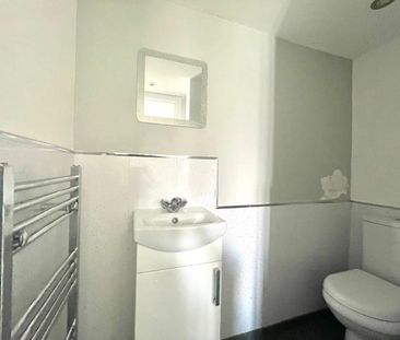 3 Bed Semi-Detached House, Hill Crest, BS4 - Photo 5