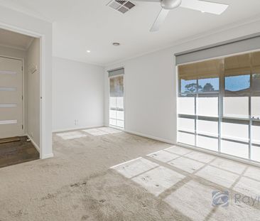 QUALITY FAMILY HOME - Photo 3