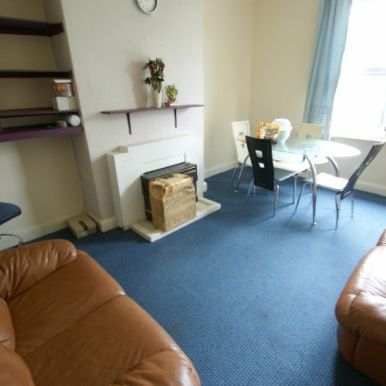 4 Bed - Hanover Square, University, Leeds - Photo 1