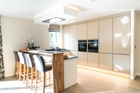 2 bedroom penthouse to rent - Photo 5