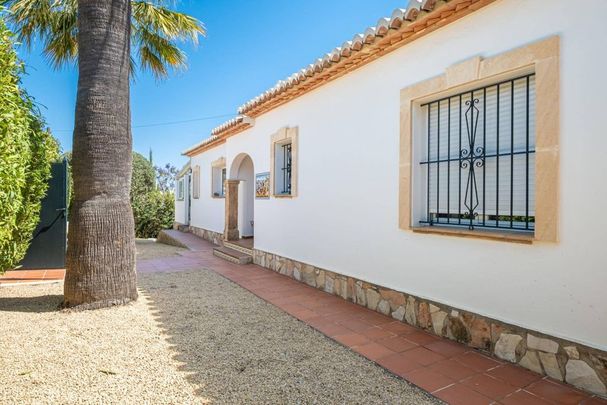 5 room luxury Villa for rent in Javea, Valencia - Photo 1