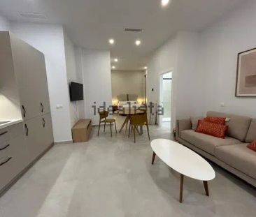 Alquiler de piso en Calle Natalia, 16 - Photo 1