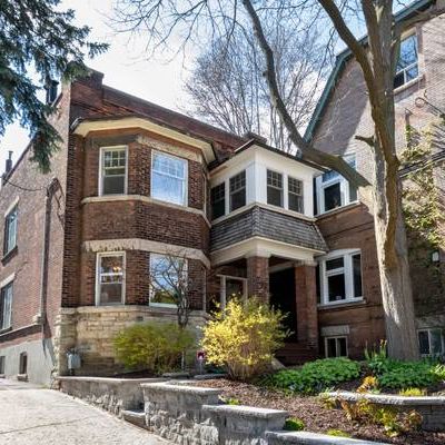 3 BEDROOM, MAIN FLOOR - RONCESVALLES/HIGH PARK – EXCEPTIONALLY LARGE, - Photo 1