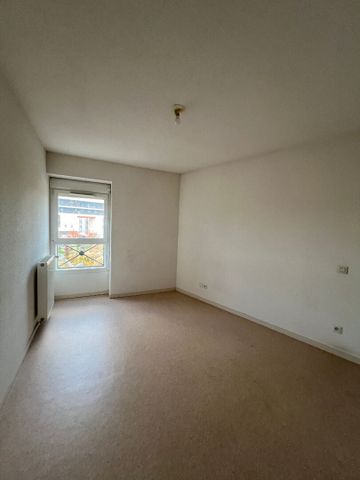 Location Appartement 3 pièces 75m² - Photo 2