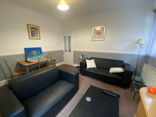 4 bedroom house share to rent - Photo 1