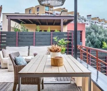 3 bedroom luxury Townhouse for rent in Estepona, Spain - Photo 2