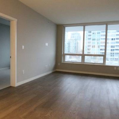 About this Condo in Lower Lonsdale, North Vancouver - Photo 1