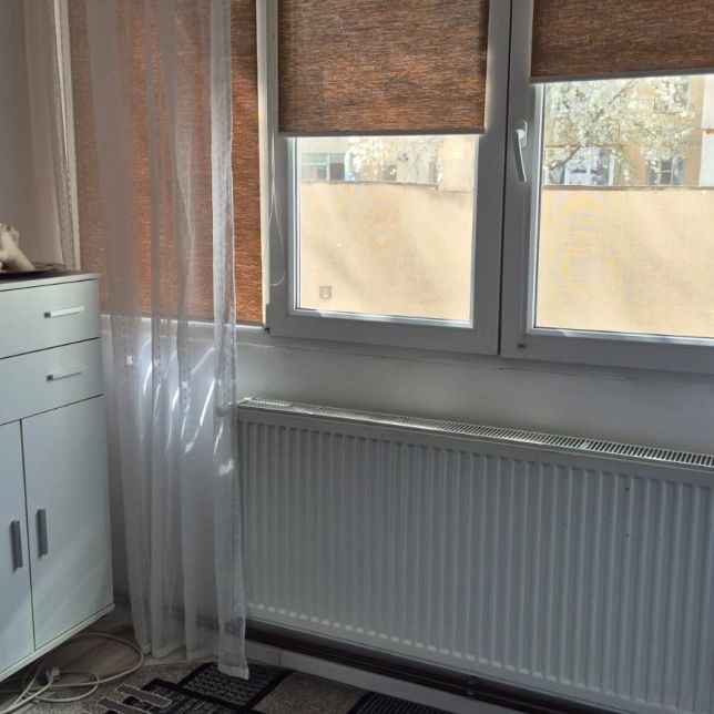 Apartament de inchiriat, 2 camere, nedecomandat, 35 mp, Tatarasi, Piata Chirila, Cod 162145 - Fotografie 1