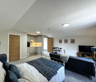 Oakfield Gardens, Newport - Photo 5