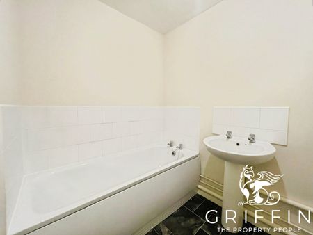 Falcon Avenue, Grays, RM17 - Photo 3