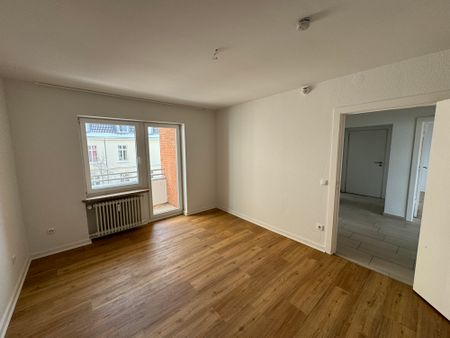 Lichtdurchflutete 3-Zimmer-Wohnung in St. Jürgen vor dem Mühlentor! - Foto 5