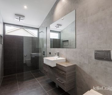 12 Roches Terrace, Williamstown VIC 3016 - House For Rent | Domain - Photo 6