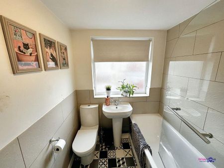 2 bedroom terraced house to rent - Photo 5