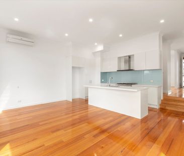 Desirable low-maintenance lifestyle - Photo 1