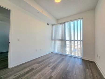 For Lease - 8 Interchange Way Unit# 3305, Vaughan, Ontario - Photo 4