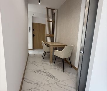 Stylowe mieszkanie po generalnym remoncie z miejscem postojowym! - Photo 5