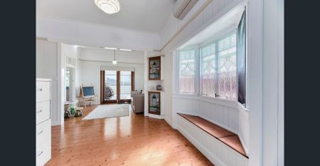 36 Lugg Street, Bardon, Qld 4065 - Photo 5