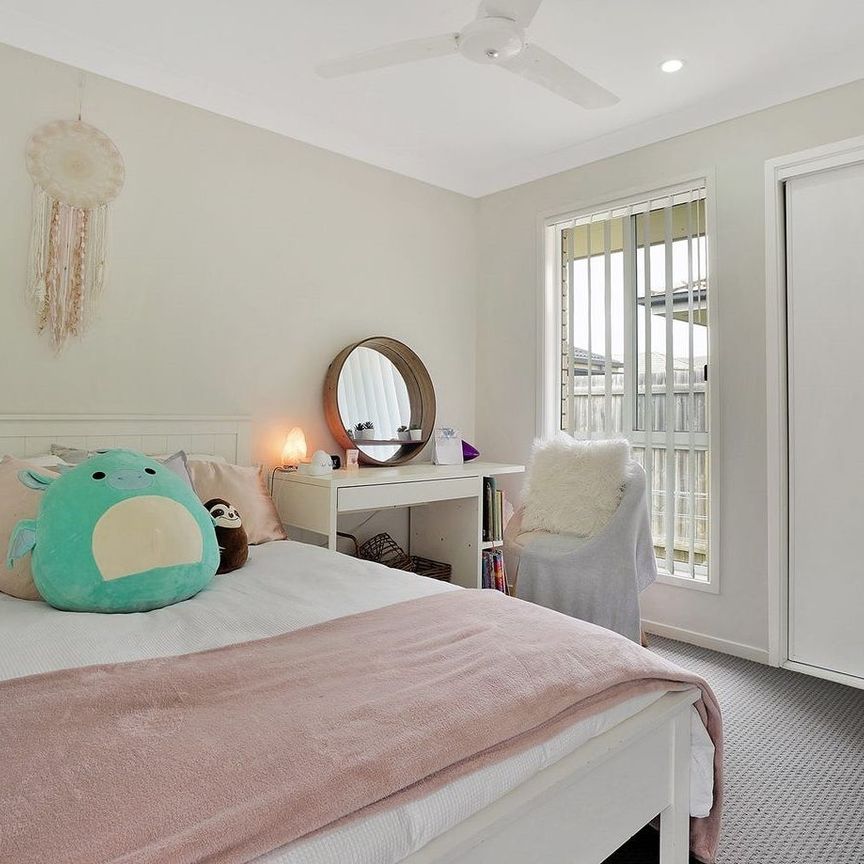 Fabulous 3 bedroom home - Photo 1