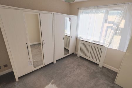 Herrick Road, Poets Corner, Coventry - IMMACULATELY PRESENTED - Photo 4