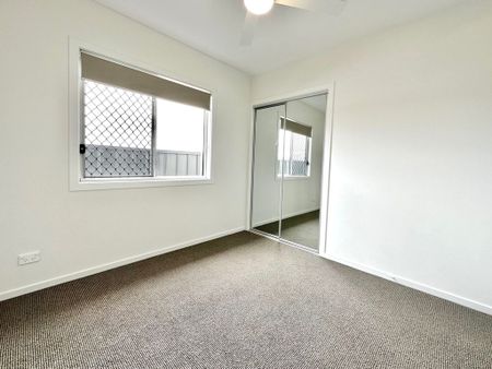 2/4 Goadsby Street, Cameron Park - Photo 2