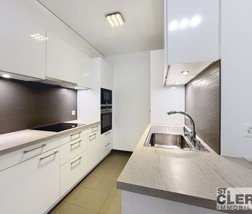 Magnifique appartement de 2,5 pièces avec terrasse - Photo 2