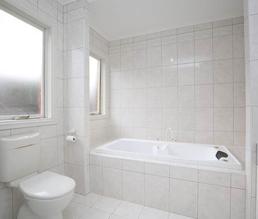 2/50 St Clems Road, Doncaster East - Photo 6