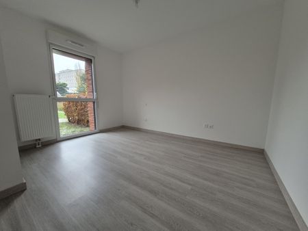 Location Appartement 2 pièces 43m² SECLIN 59113 - Photo 3