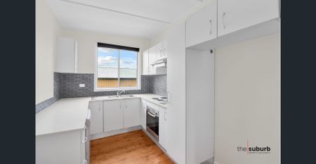 LOVLEY 3 BEDROOM HOUSE - Photo 4