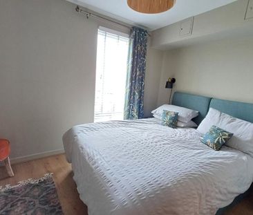 2 bed flat for rent in The Shore - Photo 3