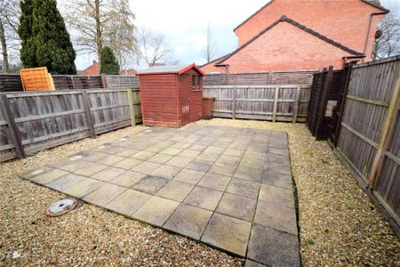 1 bedroom semi-detached house to rent - Photo 2