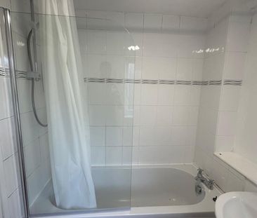 1 Bed Flat, Allan St, G40 - Photo 2