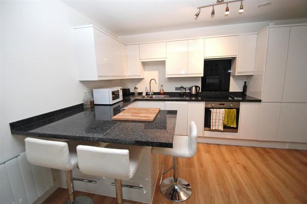 2 bedroom apartment to rent - Photo 1