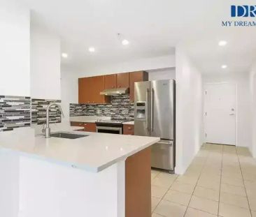 D194 - Spacious 3 Bedroom in Chatsworth Gardens! | 14877 100 Avenue... - Photo 1