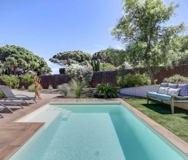 SAINT-TROPEZ - LES SALINS - VILLA 3 CHAMBRES - PISCINE - Photo 2