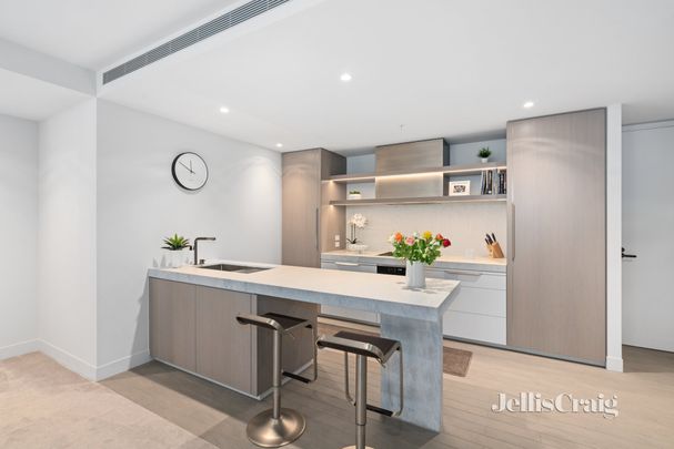 323/280 Albert Street, East Melbourne - Photo 1