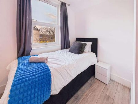 St. Vincents Road, Dartford, DA1 - Photo 2