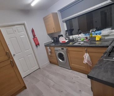 4 bedroom house to rent - Photo 5