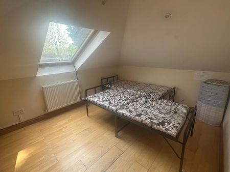 2 bedroom flat share to rent - Photo 2
