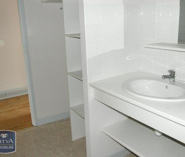 Location Appartement 3 pièces 88m² CAUSSADE 82300 - Photo 1
