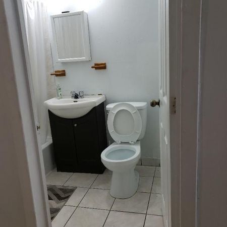 MÉTRO VERDUN, COLOC - LARGES CHAMBRES PRIVÉES, TOUT ÉQUIPÉ, WIFI, ÉLECTRICITÉ, etc. - Photo 4