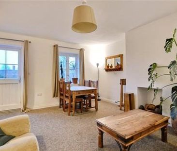 4 bedroom terraced house to rent - Photo 2